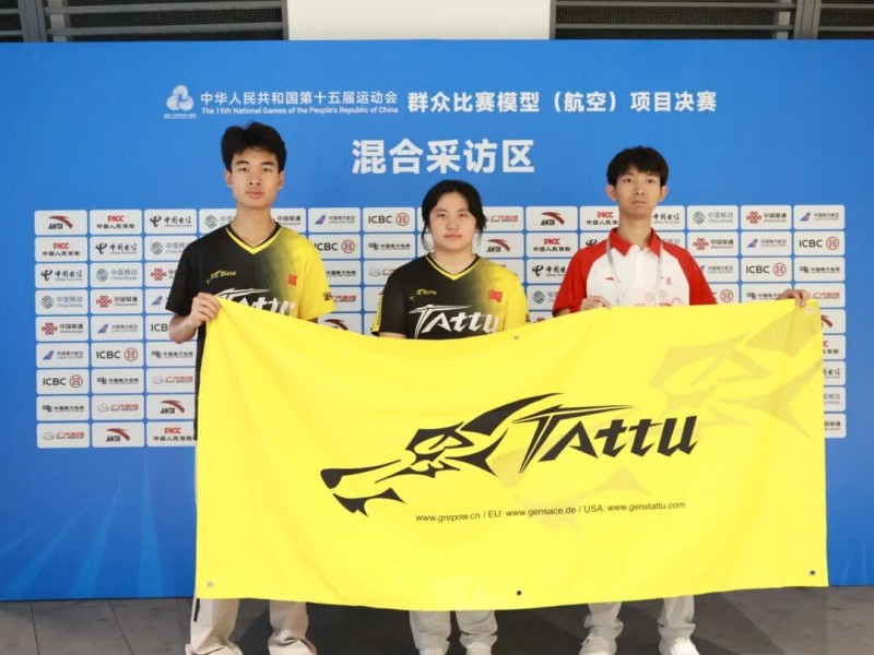 孔海森、何雨瞳、李皓哲